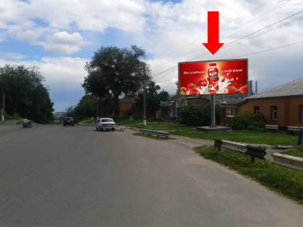 Билборд A в Ромнах, 3x6  Комсомольська вул., 13 фото 1