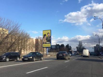 Бэклайт B в Киеве Харківське шосе, 166, навпроти супермаркетів Сільпо, Varus, в сторону Харківської пл. фото 1