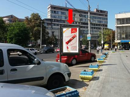 Ситилайт A в Киеве, 1.8x1.2  Січових стрільців вул., 8Б / Львівська пл., Біля супермаркету "Novus", з центру фото 1