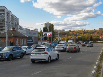 Призма B в Харькове, 3x6  Матюшенка вул., 7б/1 - 667758 фото 1
