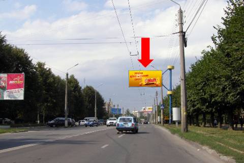 Білборд, Бігборд (Борд)  A у Чернівцях, 3x6  Героїв Майдану вул. (кол. Червоноармійська вул.), 83, біля лабораторії "Сінево", в центр (флажок) Фото 1