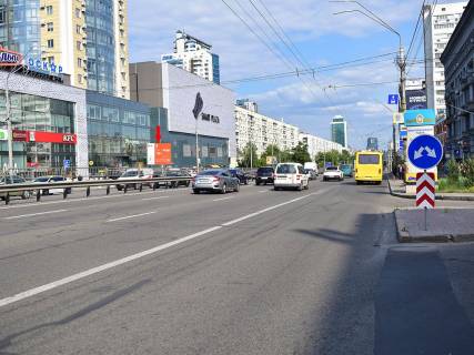 Беклайт B у Києві, 2.3x3.14  Перемоги пр., 26, навпроти ст.м. "Політехнічний інститут", біля ТРЦ "Smart Plaza", супермаркету "Сільпо", в центр Фото 1