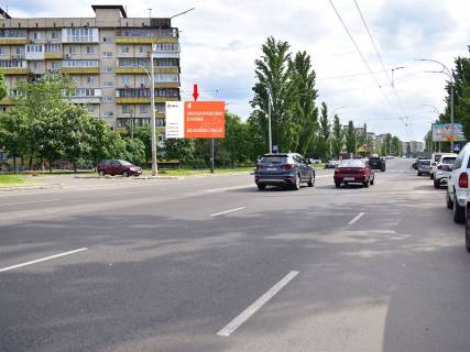 Билборд B в Киеве, 3x6  Малиновського вул., 38 - Героїв Сталінграда пр., в сторону ст.м. "Оболонь" фото 1