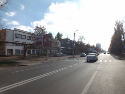 Білборд, Бігборд (Борд)  B у Дніпро (Дніпропетровськ), 6х3  пр.Петра Калнишевського, 17, "ВТБ-Банк" Фото 1