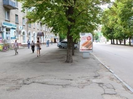 Ситилайт B в Днепр (Днепропетровск), 1,2x1,8  вул.Незалежності, 21 (Кіносистема СУПУТНИК, Південкомбанк) фото 1