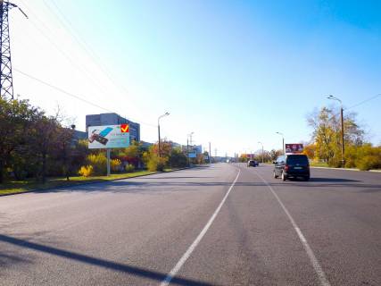 Билборд B в Днепр (Днепропетровск), 6х3  вул.Наб. Заводська, за залізничним мостом, з центру фото 1