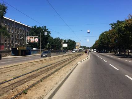 Билборд  в Днепр (Днепропетровск) пр. Богдана Хмельницького (Героїв Сталінграда), буд.№14 , маг.Атлант фото 1