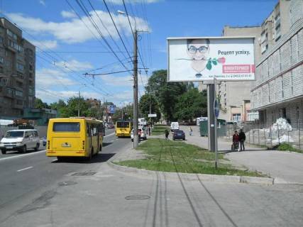 Билборд A в Виннице Киевская ул., ("ПриватБанк", ж/к "Набережный квартал", гостинница "Рейкарц Оптима" ) из центра фото 1