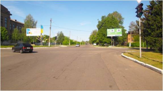 Билборд A в Пирятине, 6x3  Соборна вул. - Звільнення вул., (центр) фото 1