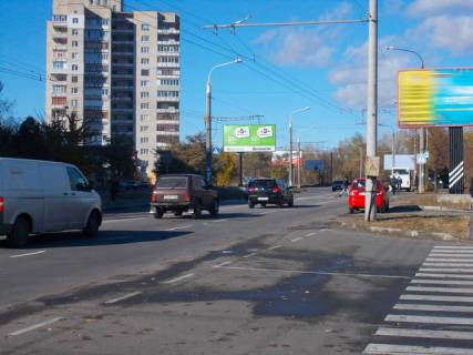 Билборд B в Сумах Героїв Крут вул. (Черепіна)., 8 (200 м. от "Эпицентра") фото 1