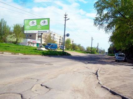 Билборд  в Никополе Першотравнева вул., р-н дома №25 фото 1