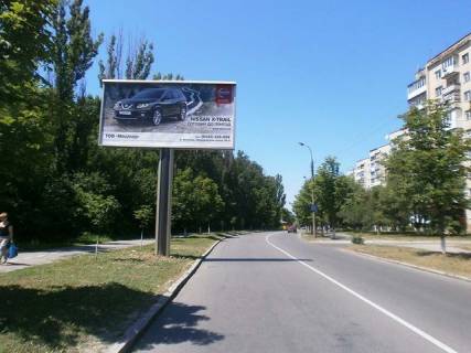 Билборд B в Виннице, 6x3  Первозванного  А. віул., 22 (300 м до пр. Юності) фото 1