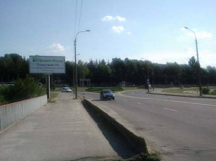 Билборд B в Виннице, 6x3  Юності вул., 9 (музей Пирогова, ж/м "Вишенка", від ТЦ "МагиГранд" та "McDonalds") фото 1