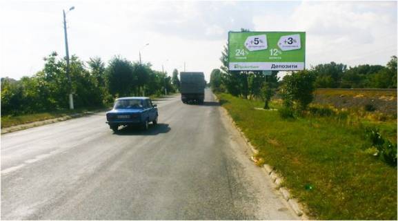 Білборд, Бігборд (Борд)  A у Чернівцях, 6x3  Галицький шлях, (від  Староленківської вул.) Фото 1