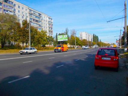 Билборд B в Сумах, 6x3  Прокоф'єва вул., 30  (Алея Олімпійськой слави, Олімпійський комплекс) ,200 м. до супермаркету "Амбар") фото 1