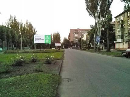 Билборд A в Кривом Роге, 6x3  Васякина вул.,4, (розподільча смуга) до Університетський пр. фото 1