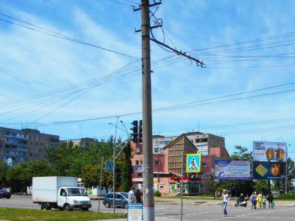 Білборд, Бігборд (Борд)  A у Кривому Розі, 6x3  Великого В. вул., 59 - Кустанаевска вул., ("Будинок Мод") ,від Артема пл. Фото 1