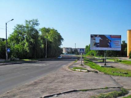 Билборд A в Сарнах Суворова ул.- Щорса ул. (роддом) фото 1