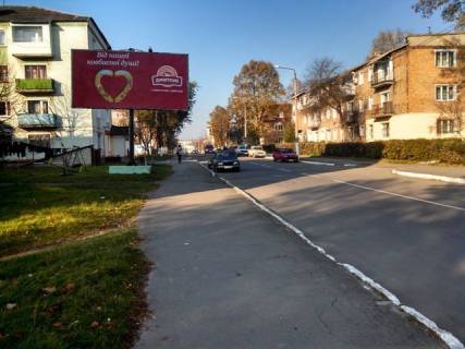 Билборд B в Нововолинську, 6x3  Грушевського вул., 10 фото 1