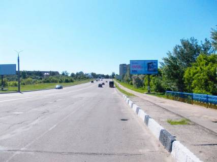 Билборд A в Сумах 20 лет Победы в центр  за  мостом  на ул. Герасима Кондратьева, (600 м от  АЗС "ANP" и АЗС"Аміс" ) фото 1