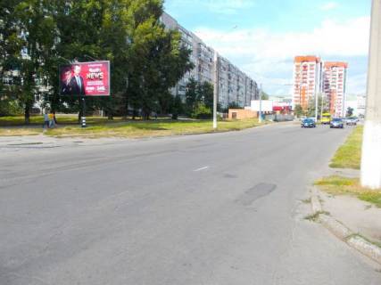 Білборд, Бігборд (Борд)  B у Сумах Лушпы пр., 29 (ресторан "La Specia" ,300 м. к ТРЦ "Атріум") Фото 1