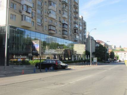 Сiтiлайт B у Львові, 1.86м х1.27м  Мечникова, 18/20 (маг. Goodwine) схема