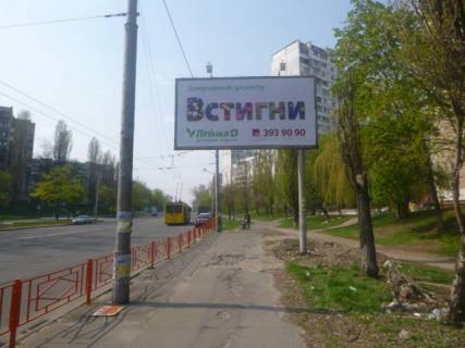 Билборд A в Киеве, 6x3  Свободи проспект, 2  (після 150 метрів руху від проспекту Правди) схема