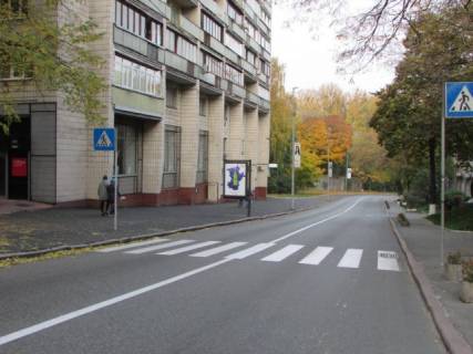 Ситилайт B в Львове, 1.86м х1.27м  Кловський узвіз, 18 схема