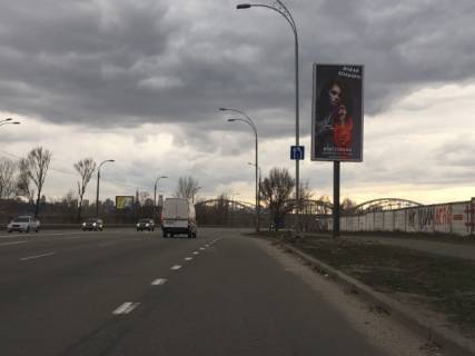 Бэклайт A в Киеве, 2x4  Дніпровська набережна, (поруч із ЖК Great) рух до Дарницького мосту схема