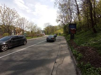 Ситилайт A в Киеве, 1.2x1.8  Паркова дорога,  КВЦ "Парковий" (рух із центру) схема