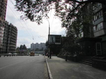 Скролер, Скрол A у Києві, 3.14x2.32  Гетьмана Вадима (Індустріальна), 32, после 150 метрів за рухом від Індустріального мосту - 196216 схема