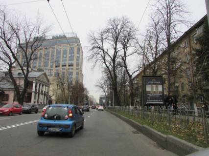 Видеоборд A в Киеве, 1.2x1.8  Князів Острозьких вул., 37 (музей Української діаспори, БЦ "Сенатор) - 391336 схема