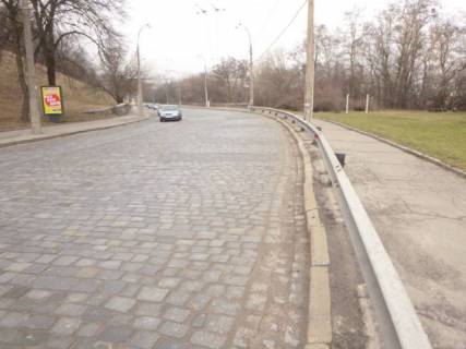 Сiтiлайт B у Львові, 1.86м х1.27м  Подільський узвіз, 38 схема