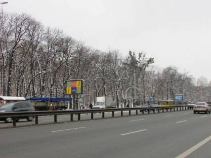 Скролер, Скрол B у Львові, 2,32м х 3,14м  Берестейський (Перемоги) пр-кт, парк КПІ, навпр."Зоопарку" рух з центру, ліворуч - 484940 схема