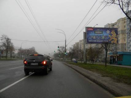 Билборд A в Киеве, 6x3  Червоної Калини (В. Маяковского) пр-т, 18 (світлофор) схема