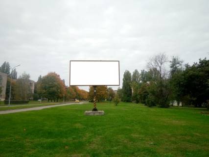 Билборд A в Вольногорске, 3х6  вул. Промислова, з південно-західної сторони від автостанції фото 1
