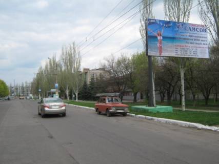 Білборд, Бігборд (Борд)  A у Бахмуті вул. Чайковського, 33 Фото 1