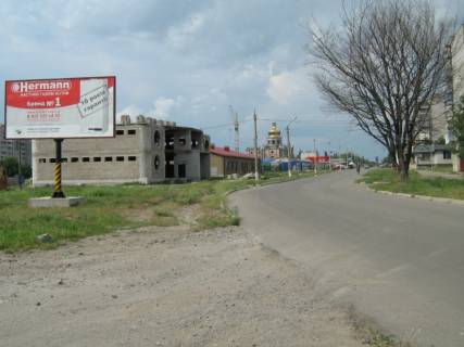 Билборд A в Вольногорске вул. Центральна (Леніна), з західної сторони від будинку №77 фото 1