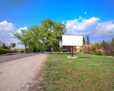 Билборд A в Бердянске просп.Соборний (біля будівель по просп.Соборному, 145) фото 1