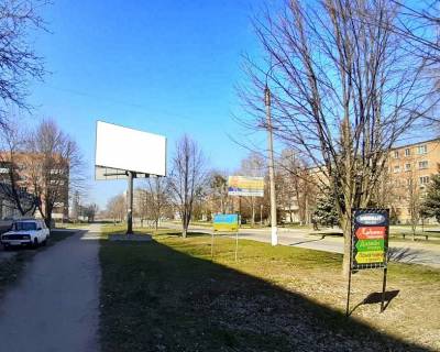 Білборд, Бігборд (Борд)  B у Ватутіне, 3х6  по проспекту Ватутіна, 21 Фото 1