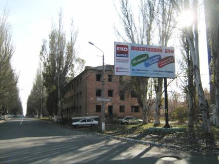 Билборд A в Бахмуте, 3х6  вул. Незалежності, 2 фото 1