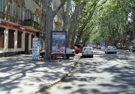 Ситилайт A в Одессе, 1.8x1.2  Рішельєвська вул., 45 фото 1