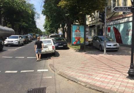 Ситилайт B в Одессе, 1.8x1.2  Буніна вул., 26 фото 1
