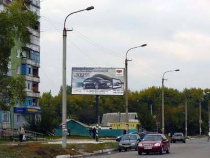 Билборд B в Павлограде, 3х6  вул. Леоніда Каденюка (Гагарина) (ринок «Новий») фото 1