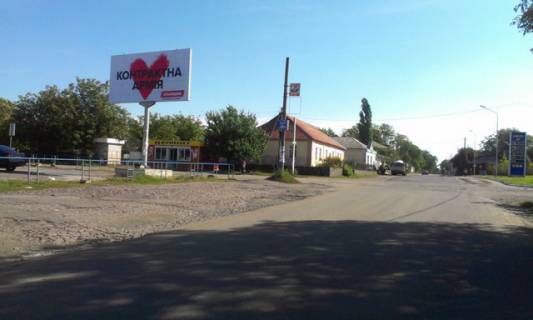Билборд B в Новомиргороде (вул. М. Зерова, на автостанції) фото 1