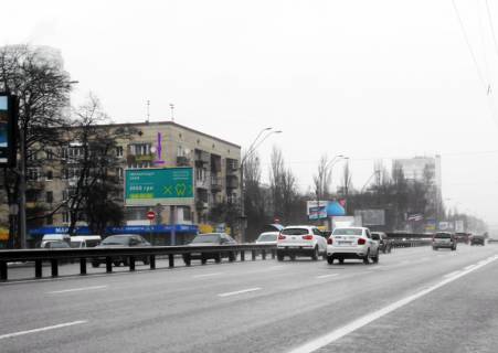 Призма B в Киеве, 6 X 3 м  пр. Берестейський, 130/1, автосалон "Iнфініті" - 270894 фото 1