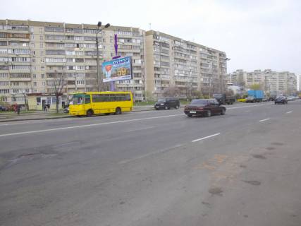 Билборд B в Киеве, 6 X 3 м  вул. Ревуцького, 34 фото 1