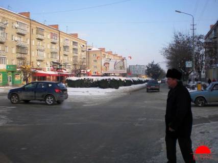 Билборд A в Каменец-Подольском, 6x3  вул. Князів Коріатовичів (піццерія Челінтано) до вул. Гагаріна - на роздільній смузі фото 1