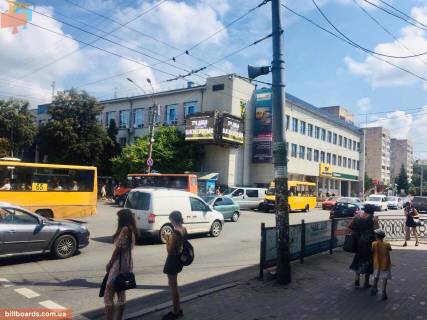 Видеоборд A в Ровно, 3м*4м  вул. Соборна, 56/Чорновола - 301793 фото 1