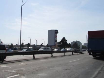 Беклайт B у Києві, 4x8  Броварський проспект, 100 метрів від м. Лісова, рух в напрямку Києва, ліворуч Фото 1